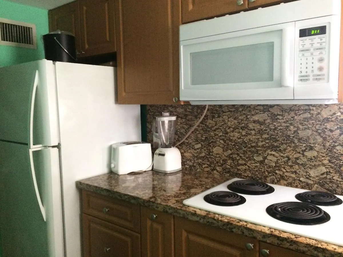 Guest house Courtney'S Place Historic Cottages & Inns Key West