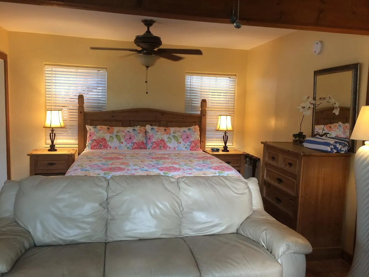 ** Guest house Courtney'S Place Historic Cottages & Inns Key West United States