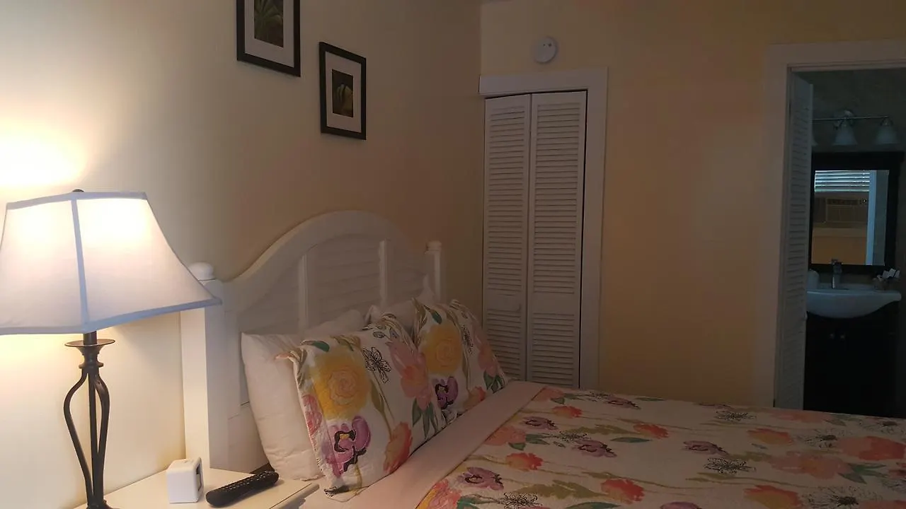 Courtney'S Place Historic Cottages & Inns Key West 2*,  United States