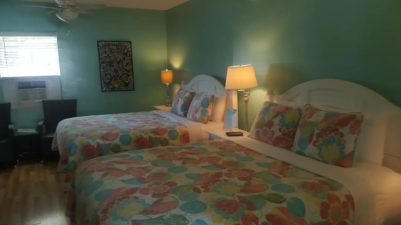 Courtney'S Place Historic Cottages & Inns Key West Guest house