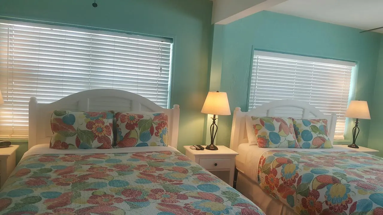 Courtney'S Place Historic Cottages & Inns Key West 2*,